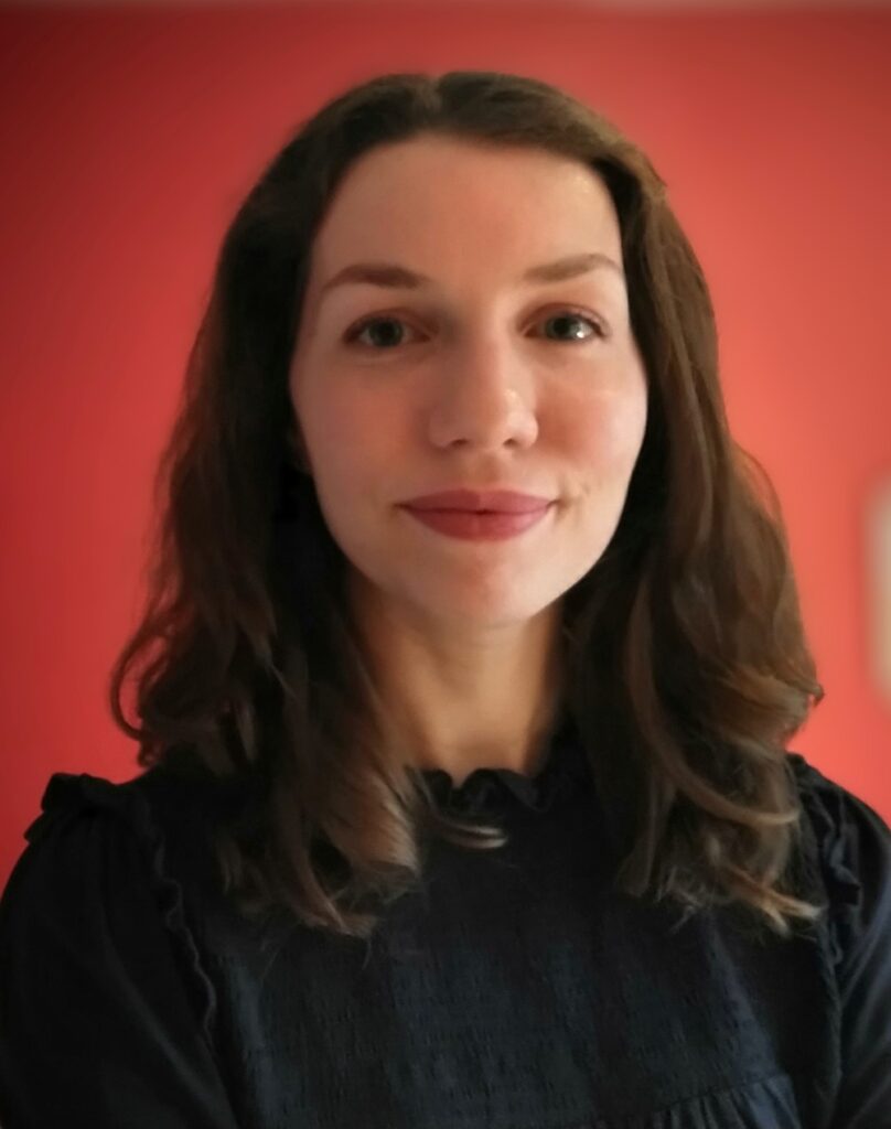 ZOE SHARPLES - Scripted Business Affairs Executive